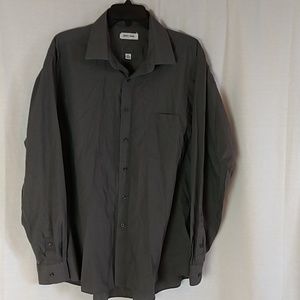 Pierre Cardin Shirts - Pierre Cardin button up shirt Pierre Cardin Shirts - Pierre Cardin button up shirt